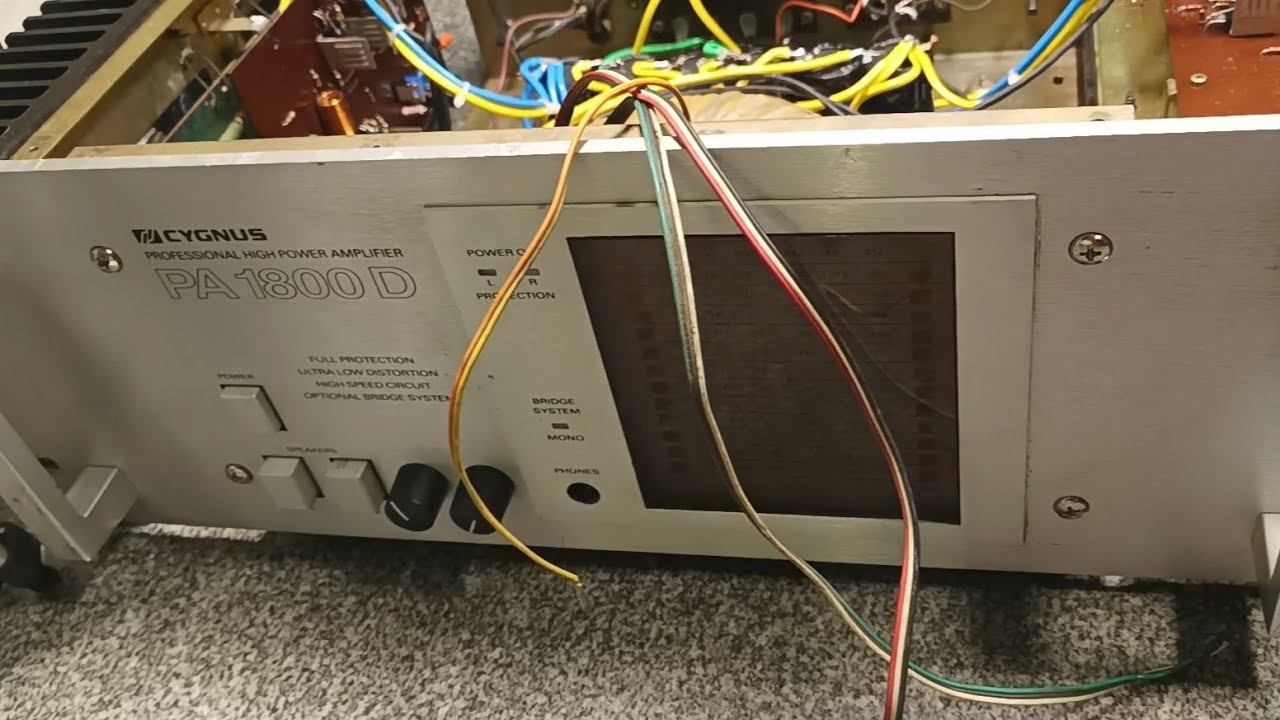 P/A 1800 D 1.000 WATTS POR CANAL 4 OHMS 