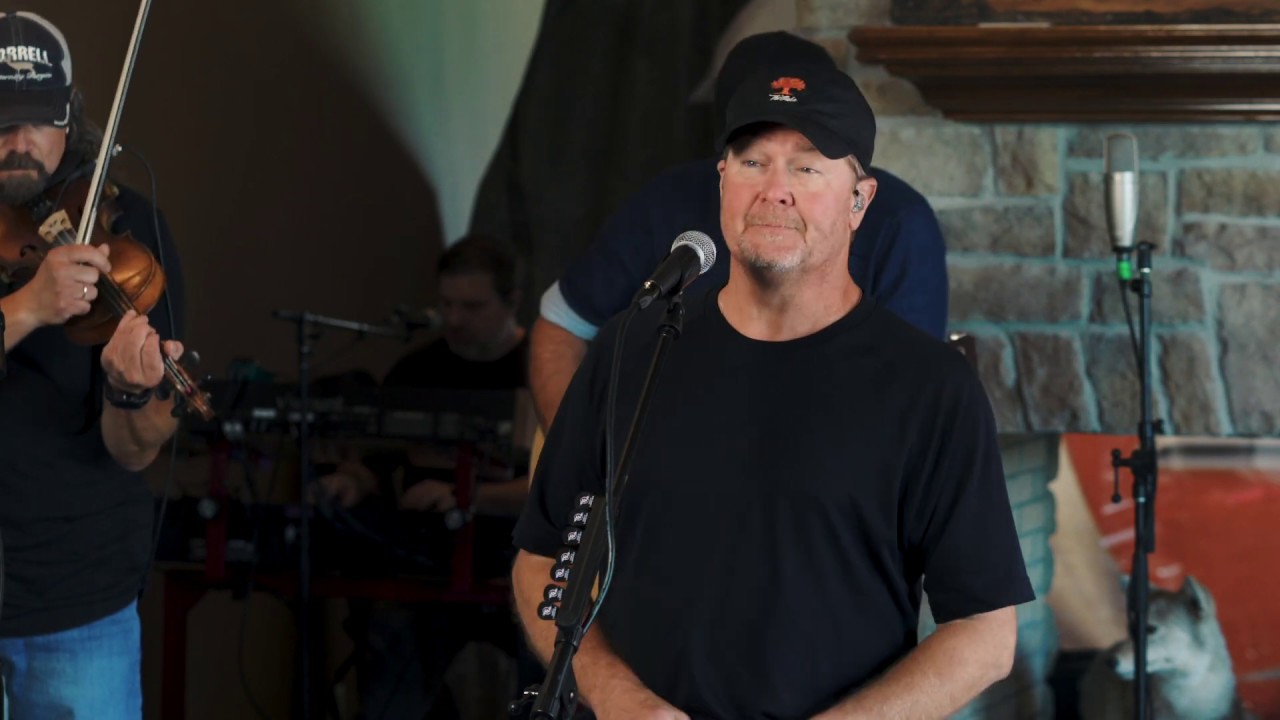 Tracy Lawrence - Texas Tornado (The Man Cave Sessions)