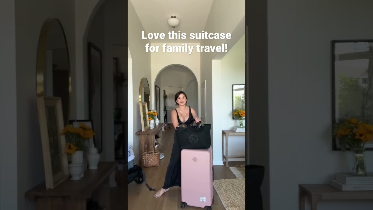 Traveling this summer with your family?! We love our #Herschel Heritage&trade; Hardshell #travel #Luggage