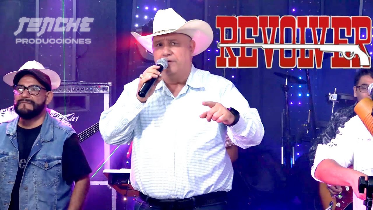 VALDEMAR - REVOLVER FT. LOS JOKERS ( Perdido en el Amor ) En Vivo !
