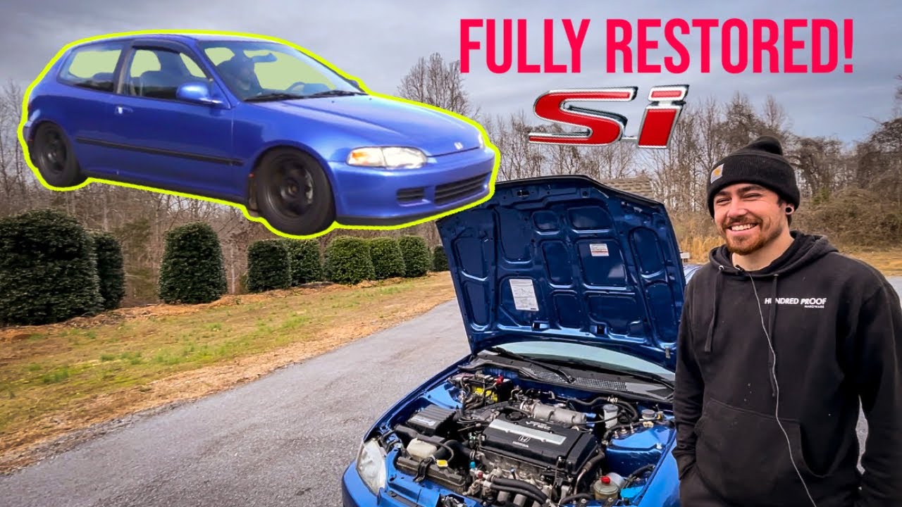 He saved this CIVIC SI from the junkyard! 92 civic Si Captiva Blue Pearl.