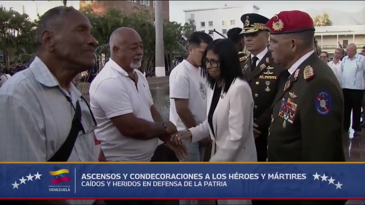 Acto de Ascensos y Condecoraciones a los Héroes y Mártires caídos en defensa de la Patria.