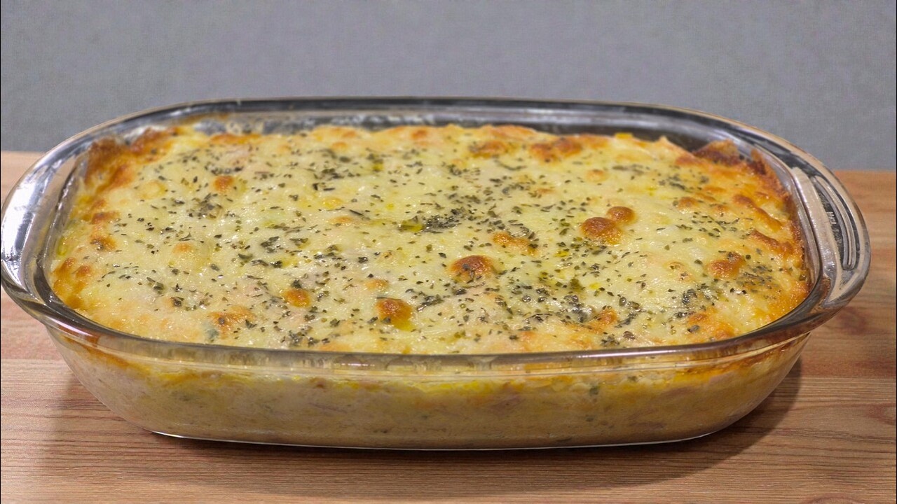 Pinakamadaling Baked Rice para sa Tanghalian o Hapunan