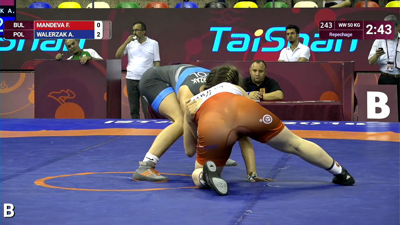 Repechage WW - 50 kg: F. MANDEVA (BUL) v. A. WALERZAK (POL)