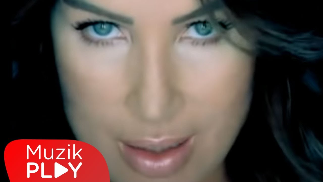 Seda Sayan - Sıkı Sıkı (Official Video)