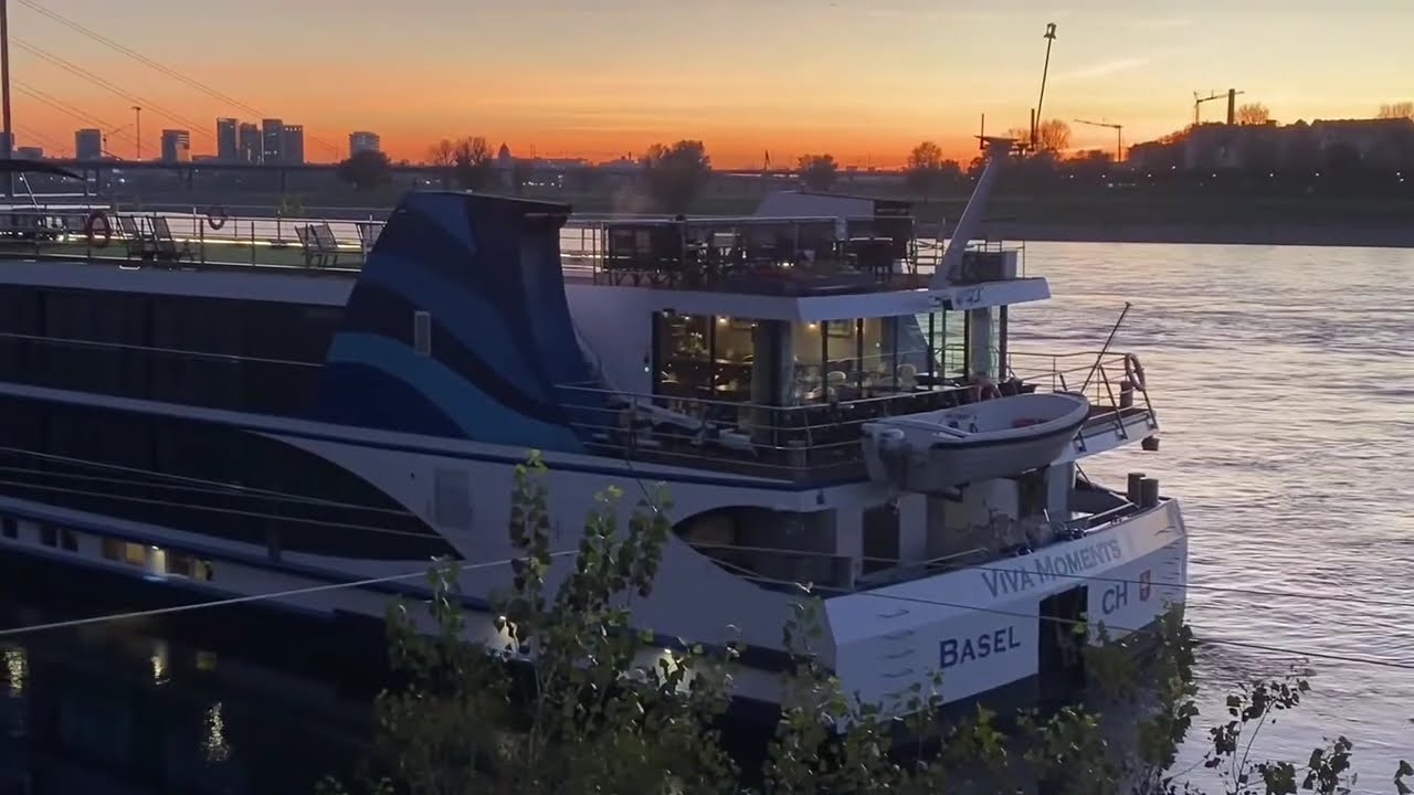 VIVA MOMENTS: Schiffsrundgang und Blick in die Kabinen