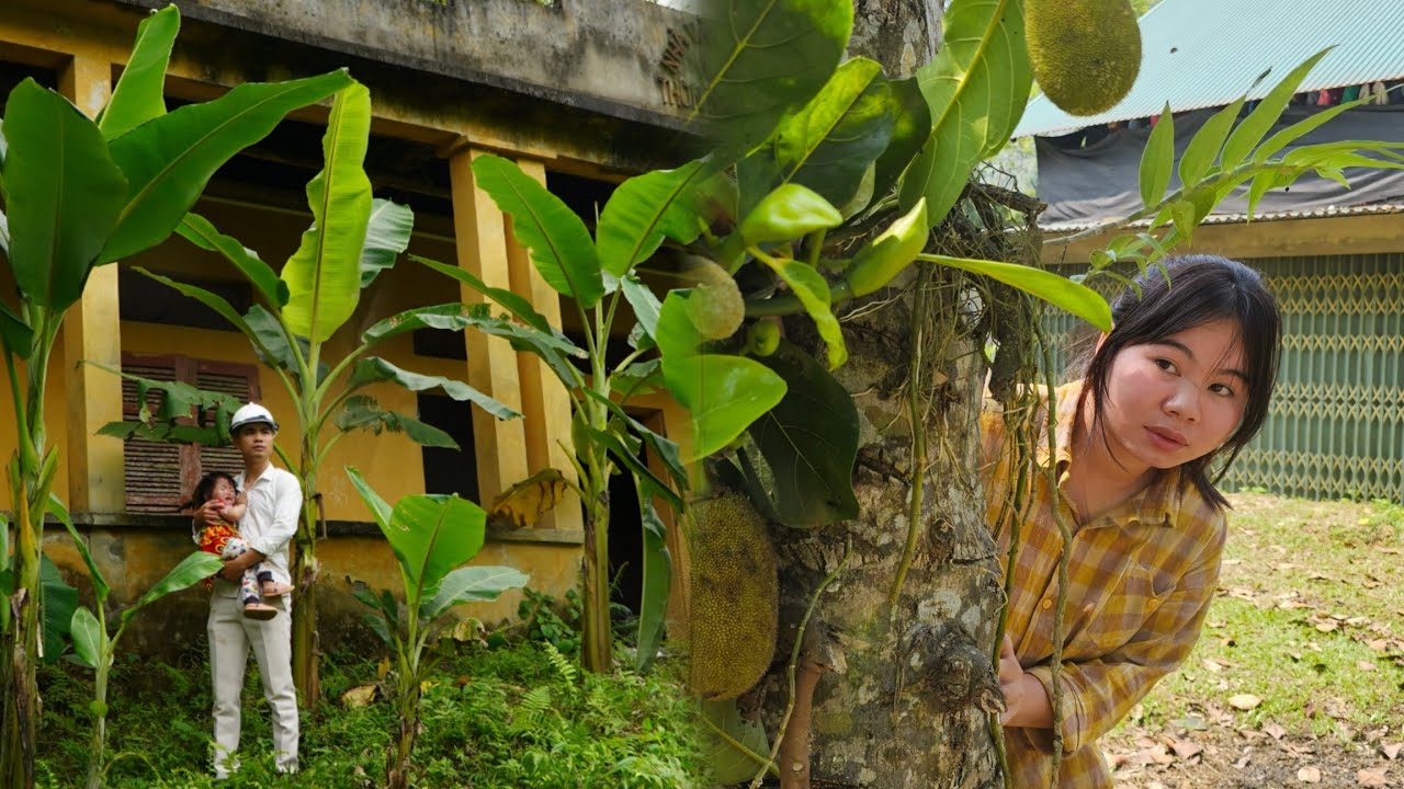 Mr. Chung accidentally discovered a child in an abandoned house - Tieu Nuong was very surprised.