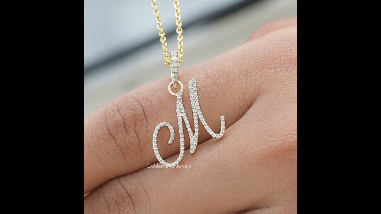 Round Cut Moissanite Name Pendant For Women #customizedjewelry #pendantdesigns @GoldenBirdJewels