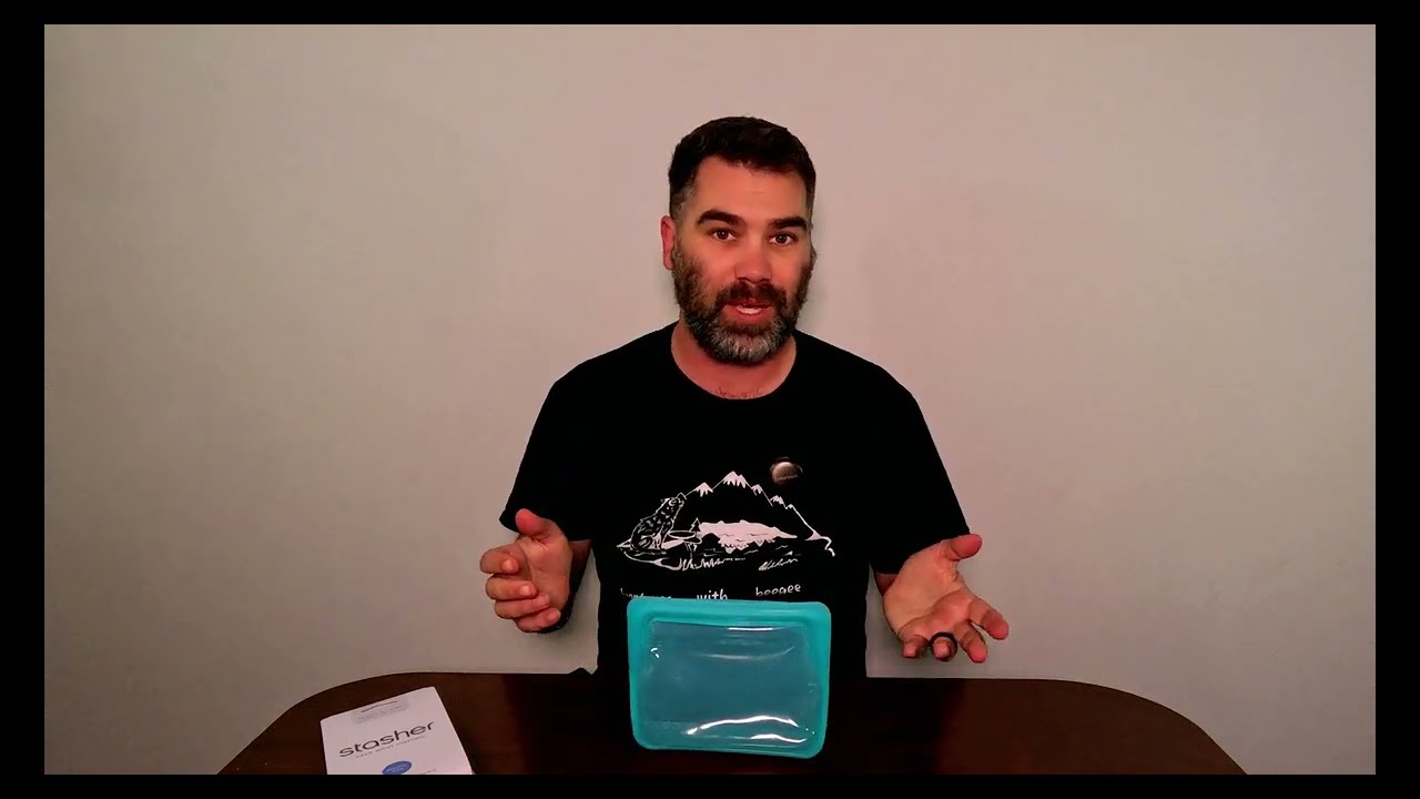 Stasher Stand-Up Bag: Quick Look & First Impressions