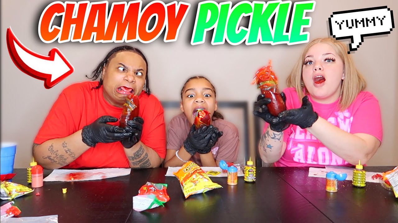 TRYING THE VIRAL CHAMOY PICKLE KIT!! 🥒 REVIEW ((((GONE WRONG))))