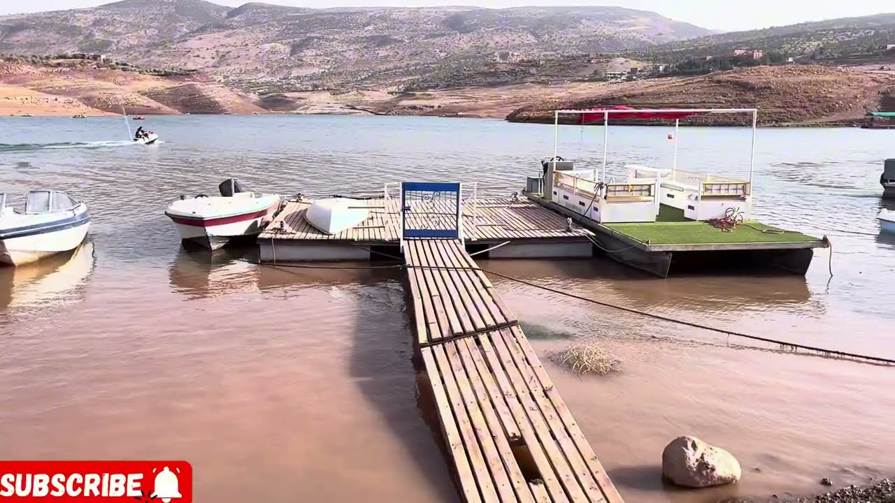 الطريق  من  بني ملال الى بين الويدان منظر  الطبيعة الخلابة رائع  يستحق المشاهدة  مرحبا بالجميع 