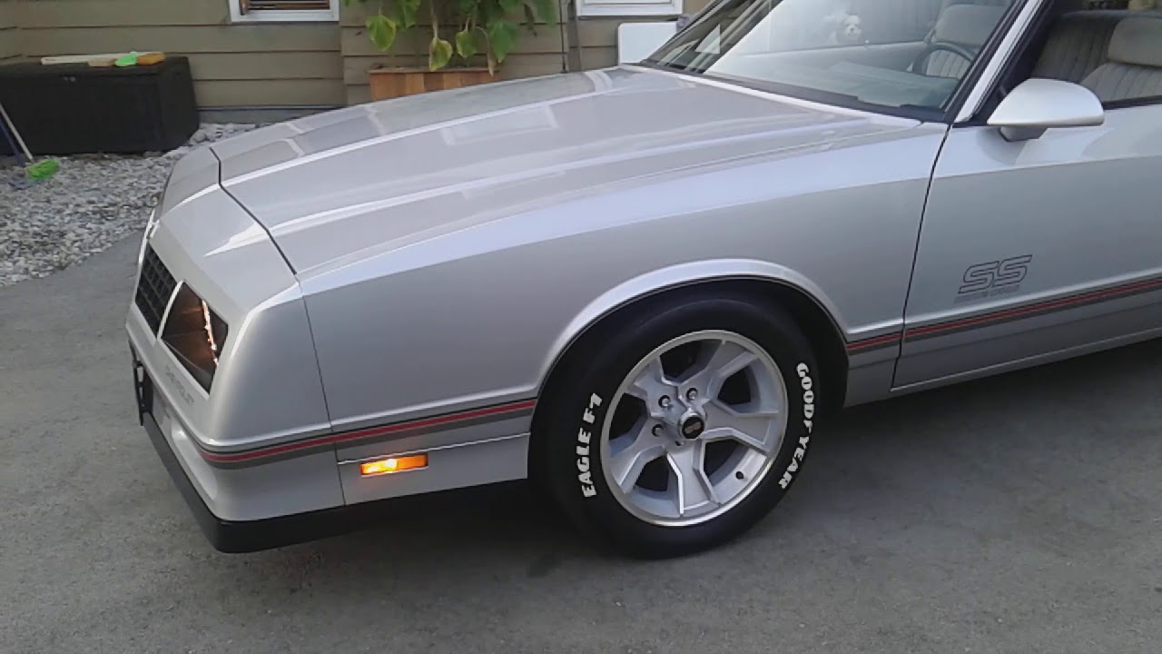 1988 Monte Carlo ss in showroom condition.  Lowered