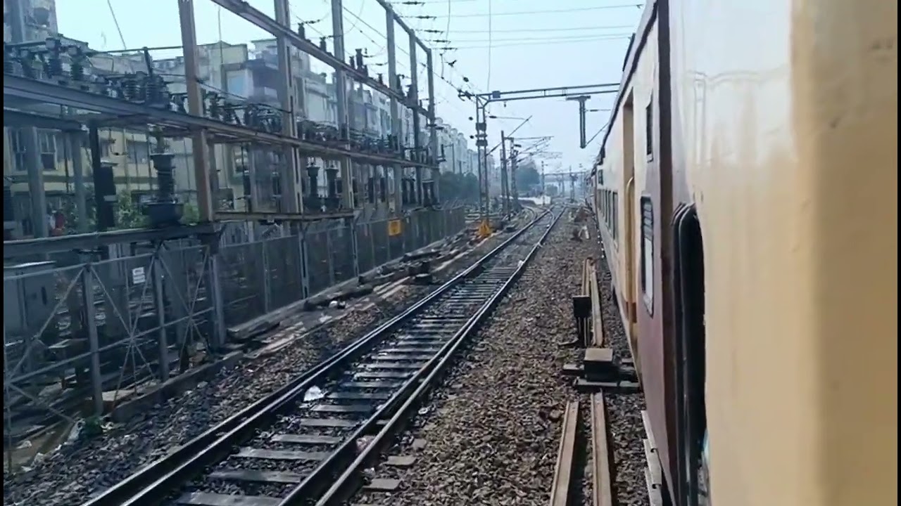 Asansol Sealdah Intercity Express crawls through Dum Dum junction