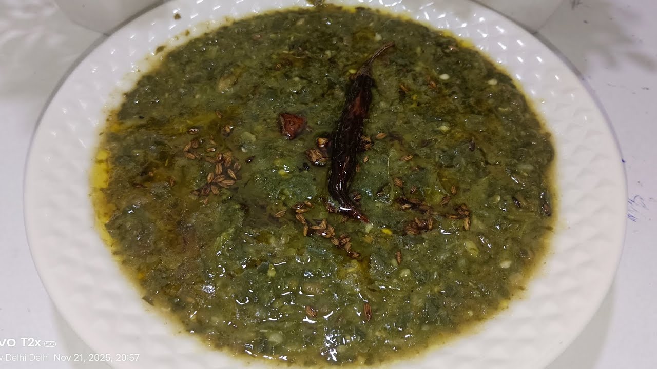 Bathue Ka Saag Recipe 😍 | Winter Special Desi Saag | Healthy & Tasty Recipe | Daily Zaika ✨
