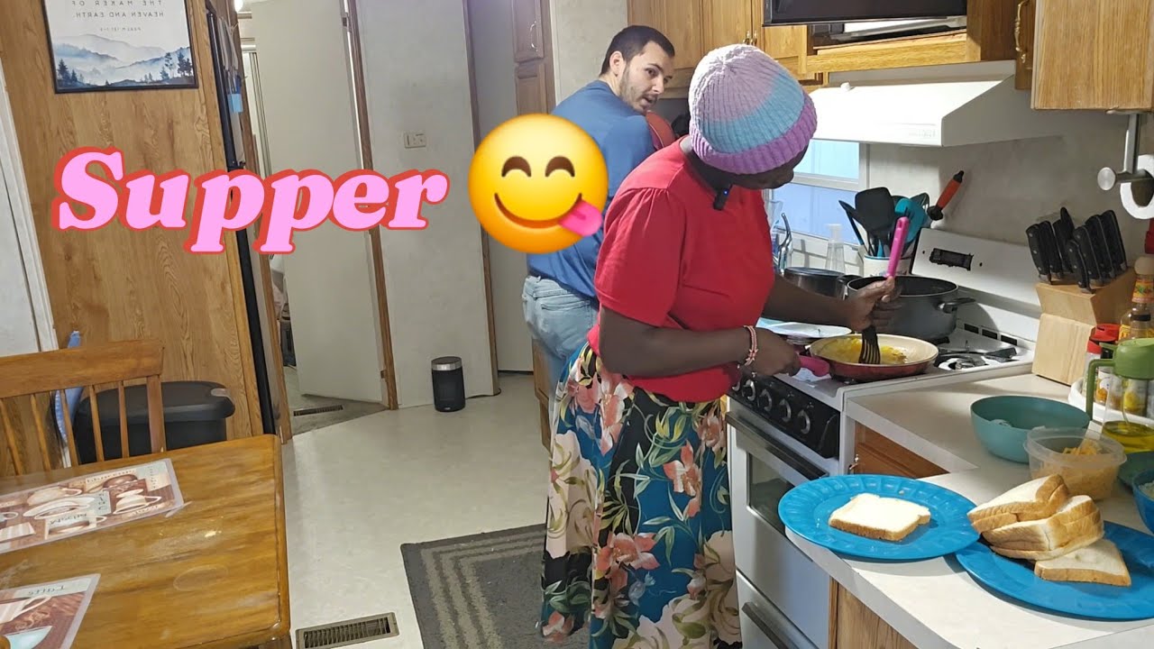 Making delicious supper with Baba Jimmy 😋♥️