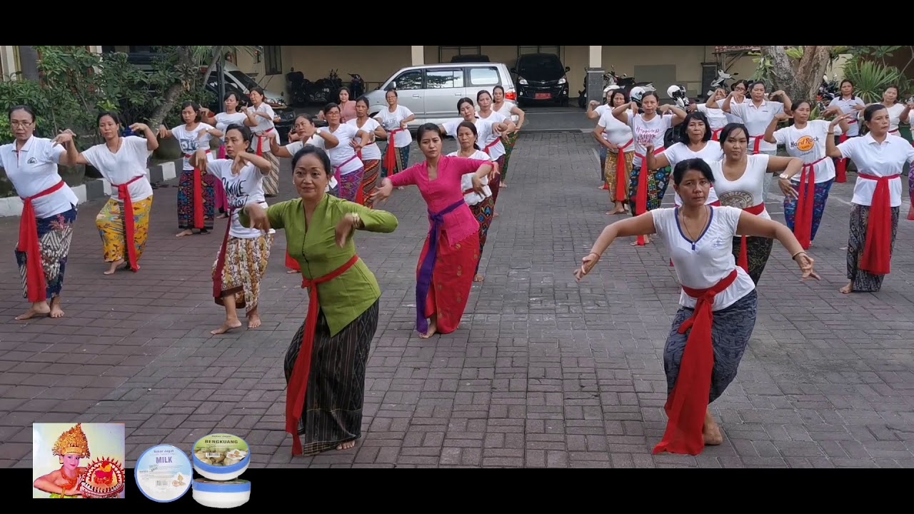 Belajar Tari Rejang Kesari bersama Ibu Dayu Diastini Rejang Renteng & Sekha PKK Desa Pemecutan Kaja