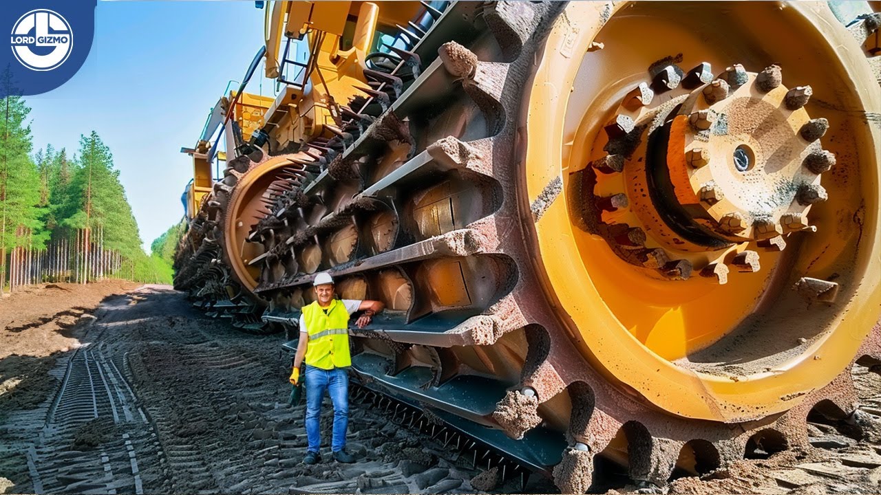200 Jaw-Dropping SUPER Powerful Machines And Heavy-Duty Attachments That Are On Another Level
