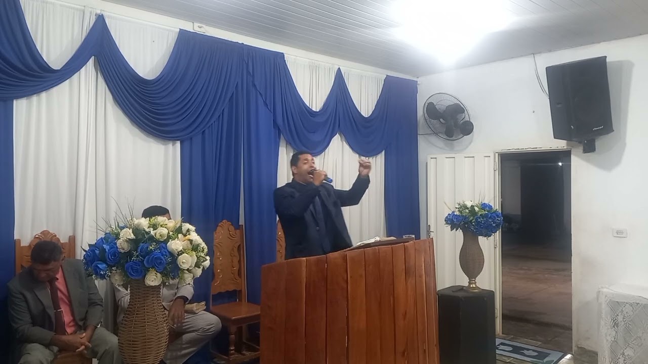 E hora de reparar  o altar 