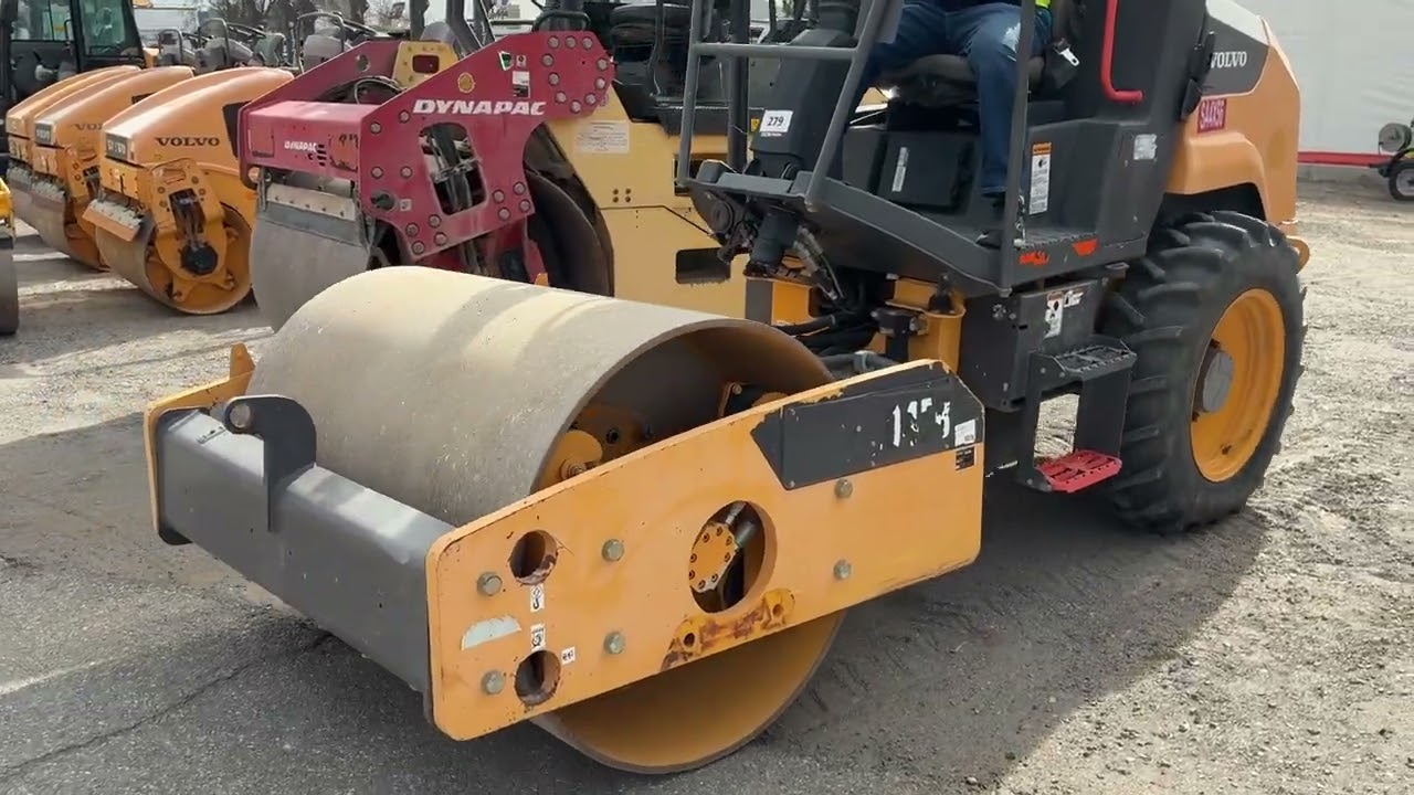2018 Volvo SD45B Vibratory Smooth Drum Roller