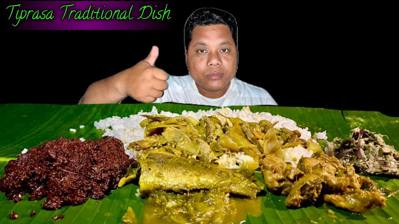 Tiprasa Traditional Dish // Eating Pork Blood, Fish Curry, Chicken Curry & Fish Chutney With Rice ||