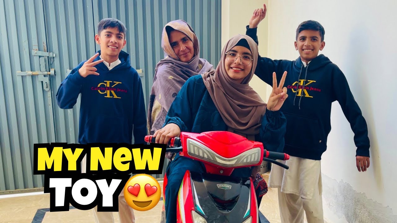 Finally papa took the electric scooter and gave it away 🥰 Happy Punjabi Family 