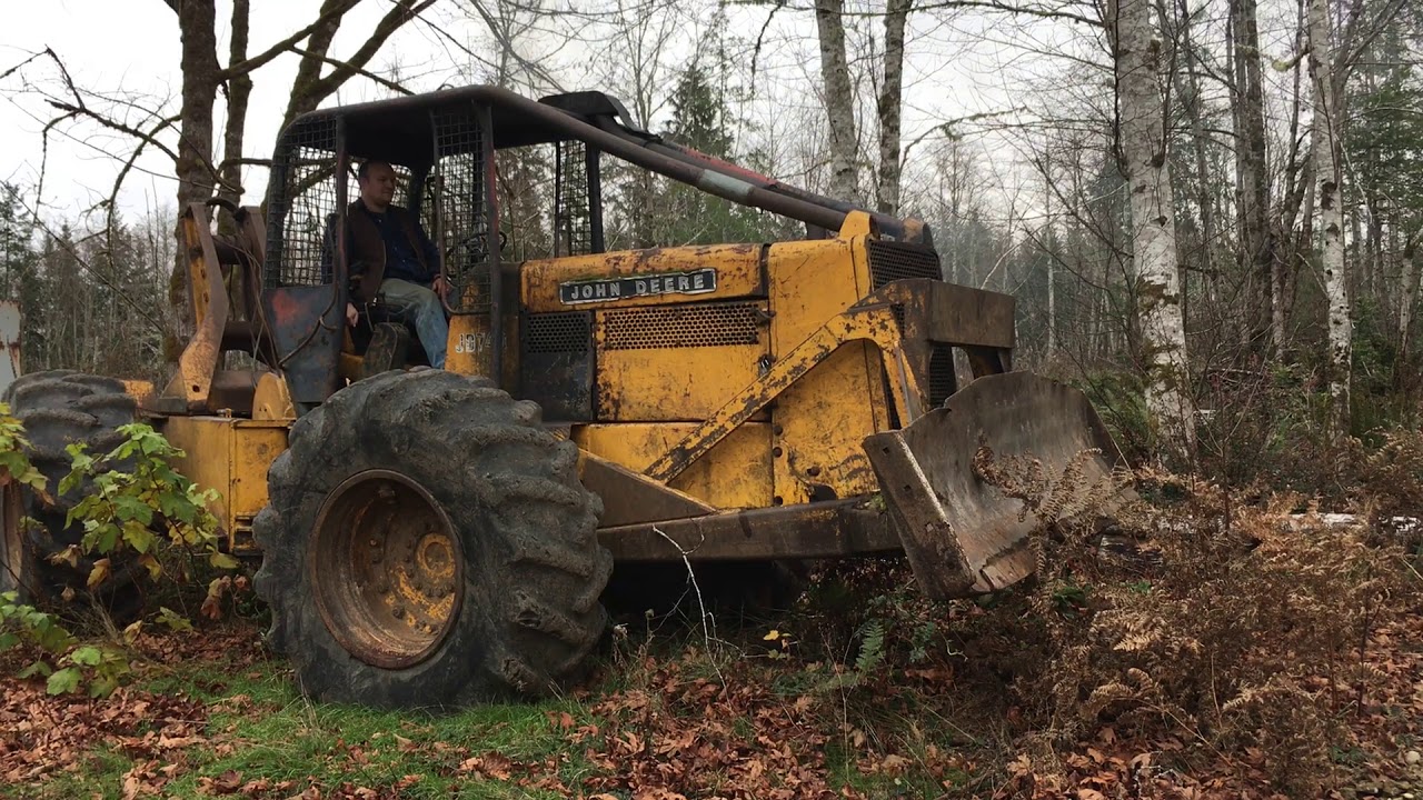 John Deere Skidder Cold start  This thing is amazing !
