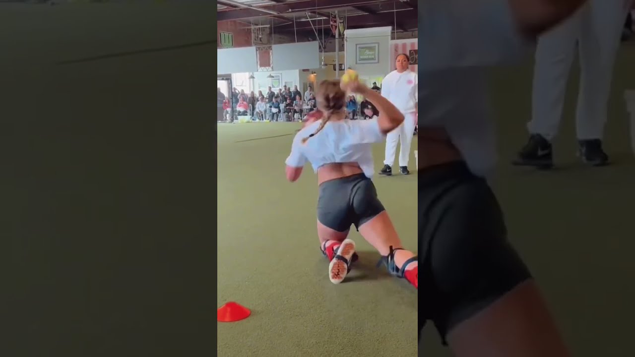 🥎Smooooth!! (via: Kinzie Hansen) #softball