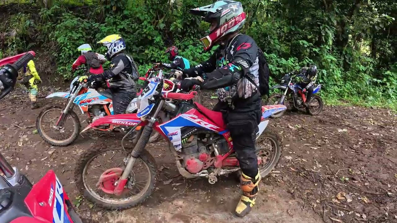 Ruta El tanque en Apaneca, El Salvador parte2 #enduro #hondacrf #Elsalvador #Apaneca 