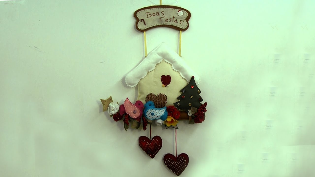 Cibélia Alves ensina como montar um lindo enfeite natalino de porta para a sua casa no natal