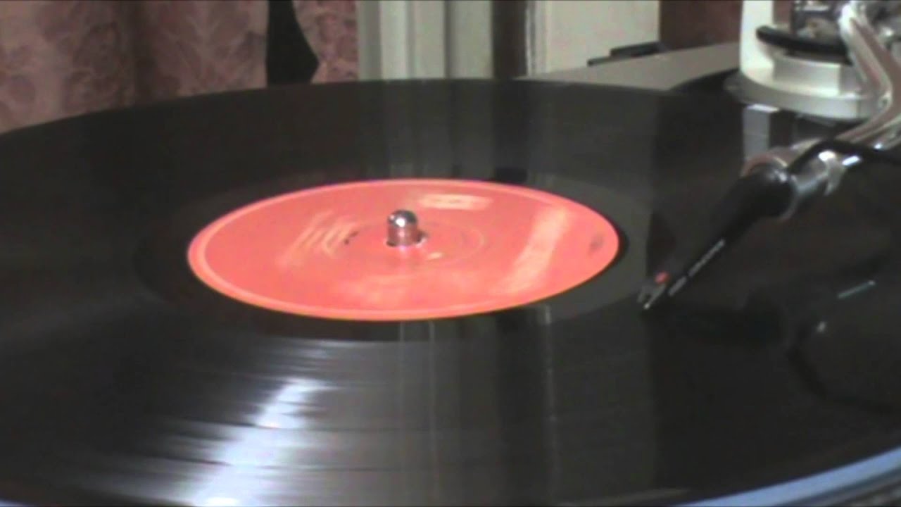 Strong me strong (vinyl rip)  
