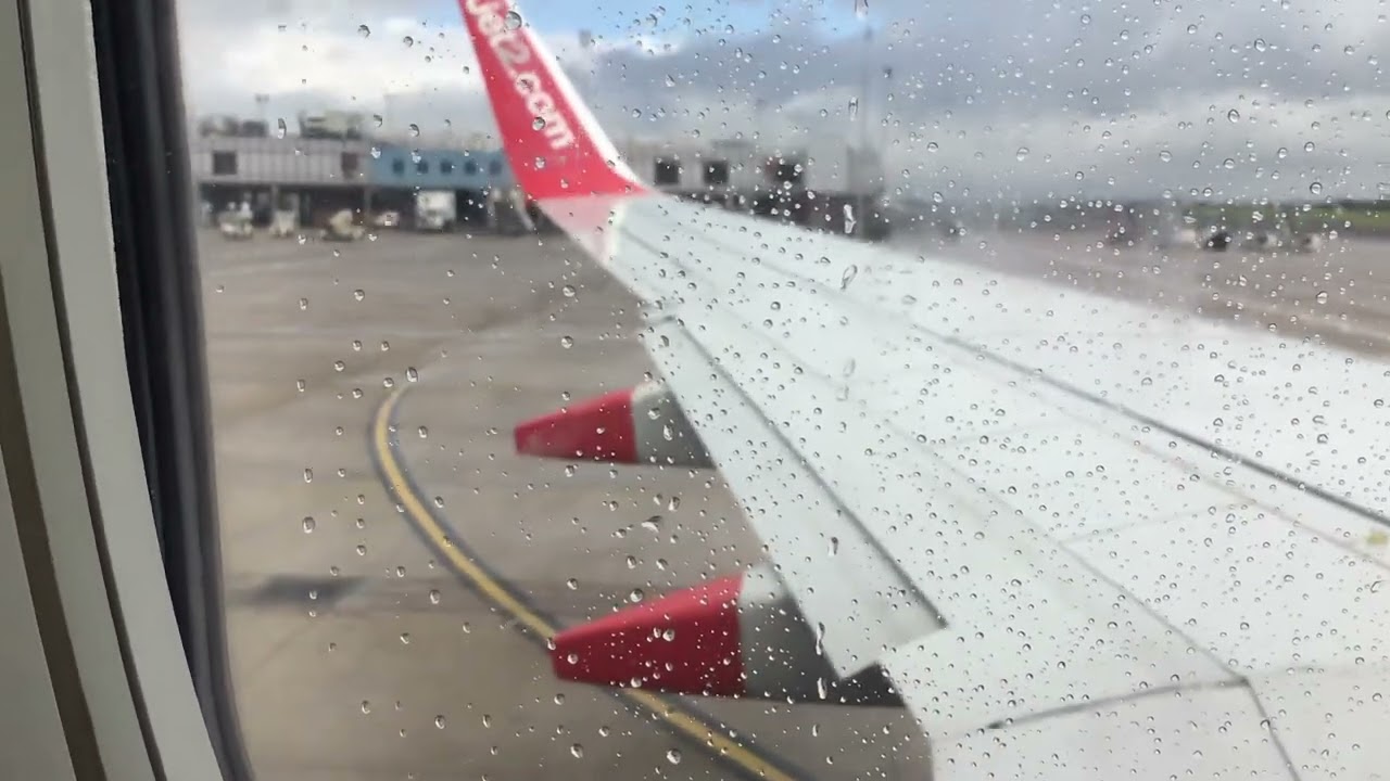Jet2.com Boeing 737-800 takeoff Belfast International Airport (BFS)