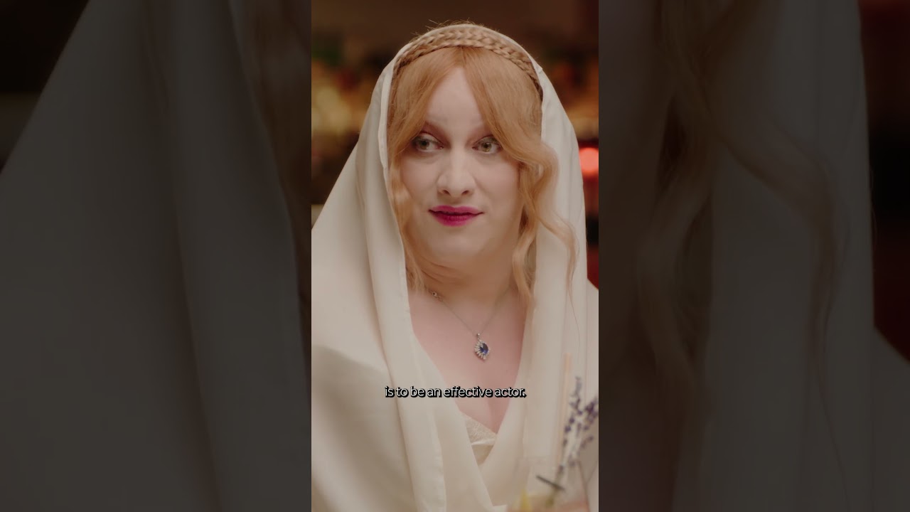 Host of @gaydarshow, #Anania, gives #JinkxMonsoon her flowers 💐