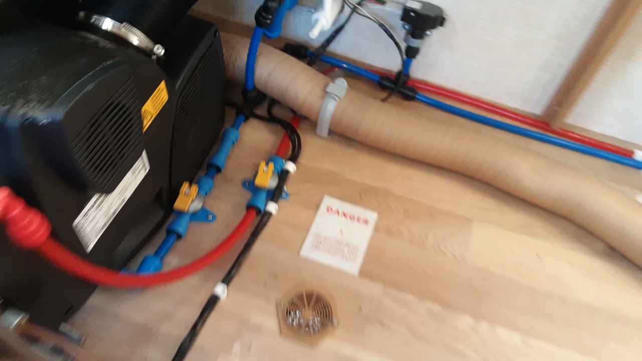 thecaravancompany.com present... 2014 Coachman VIP 460/2