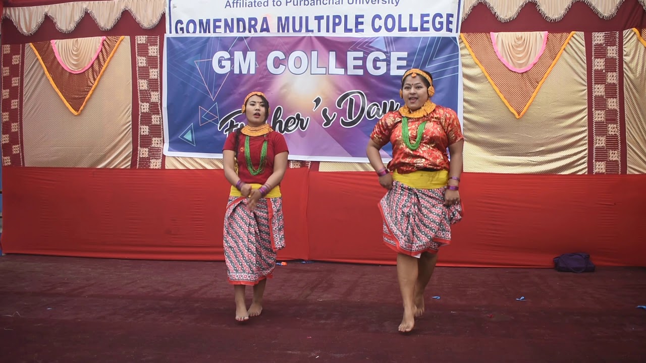 Choli Ramro Palpali Dhaka Ko || GM College || Sunita and Pragya ||