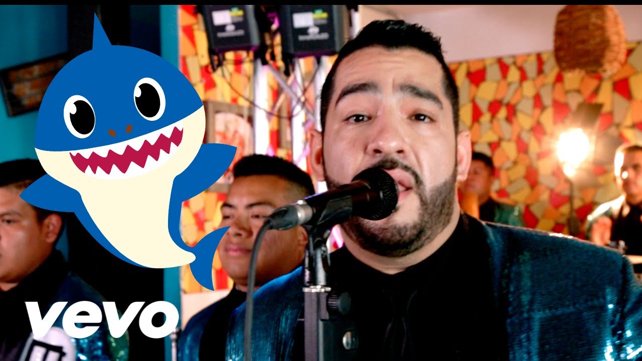 Baby Shark Dance Version Banda (PINKFONG Songs for Children)(Video Oficial) (2018)