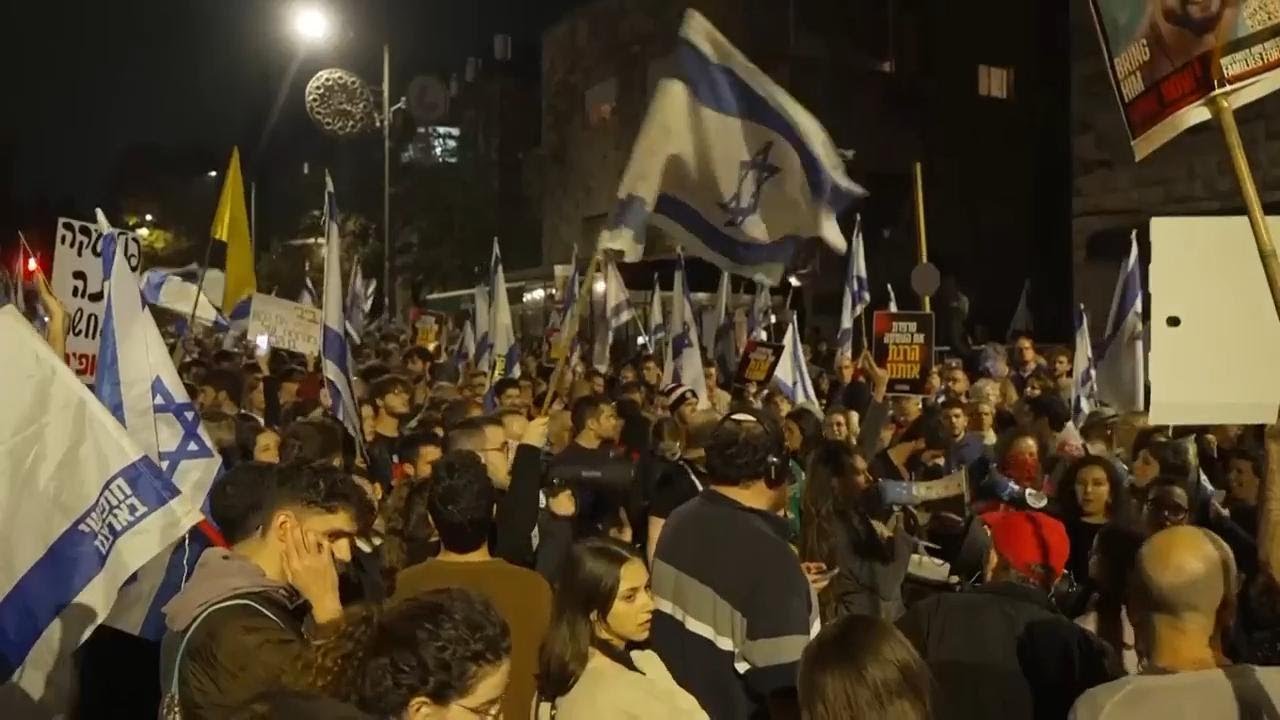 Protests in Jerusalem and Tel Aviv after Netanyahu dismisses Gallant as Israeli defense minister