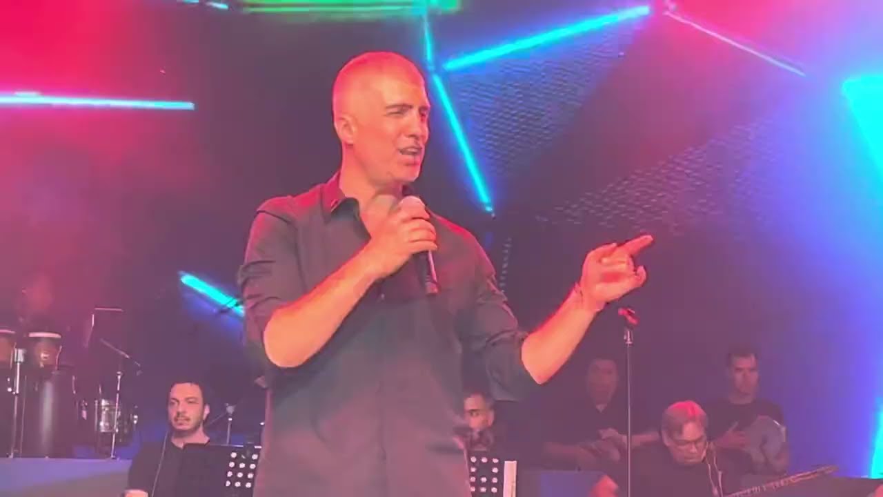 Özcan Deniz - Zırdeli (Harbiye 2022)