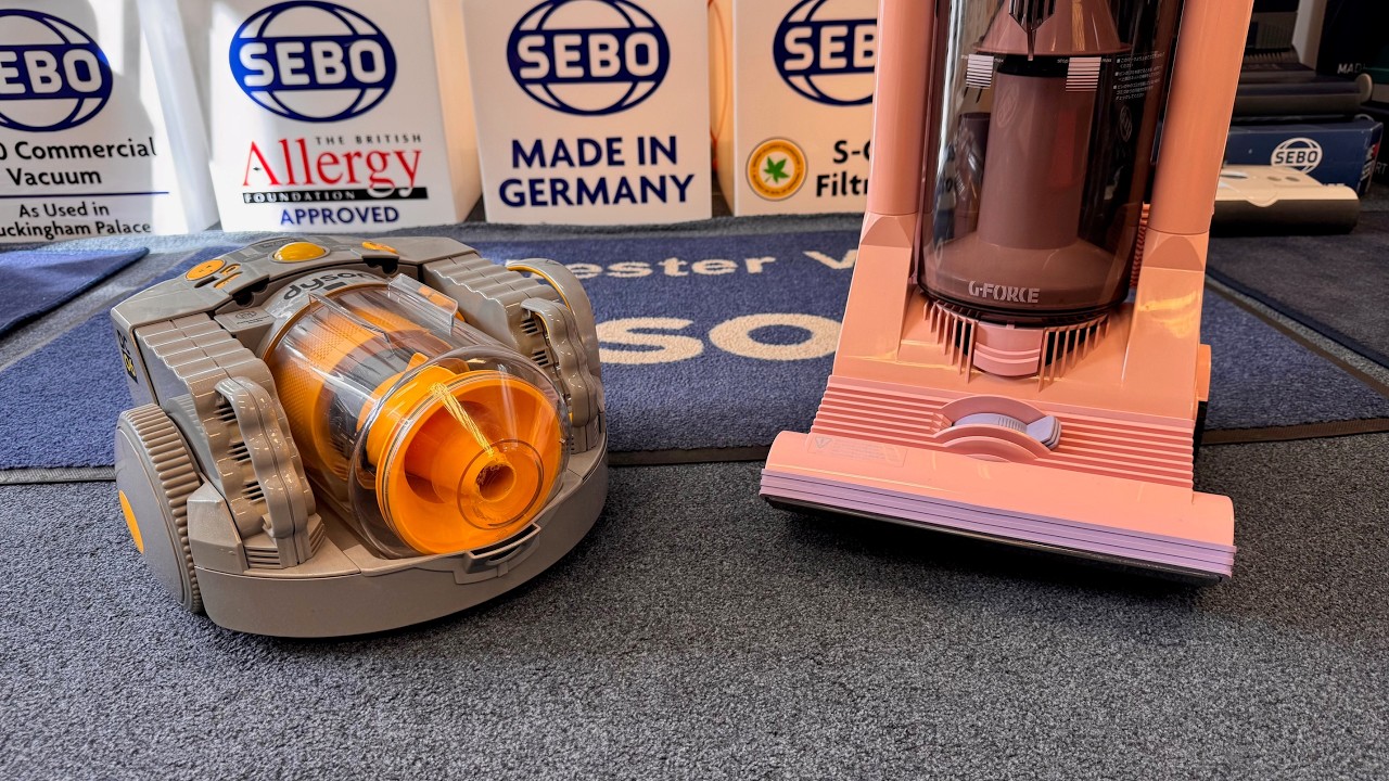 Самые редкие в мире пылесосы Dyson – G-Force и робот-пылесос DC06.