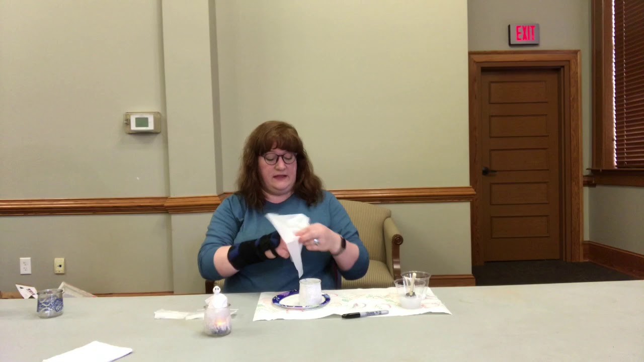 Crafting at the Carnegie: Ghost Luminary