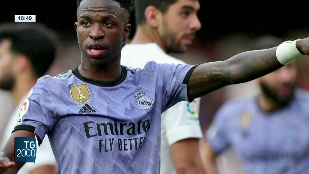 Calcio, tre arresti per gli insulti razzisti a Vinicius