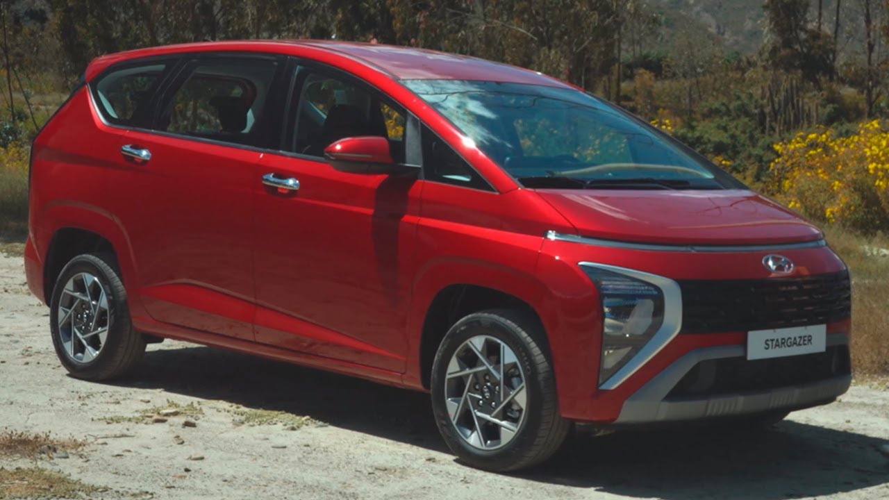 Hyundai Stargazer 2024 - La nueva opción de 3 filas de asientos de la marca.