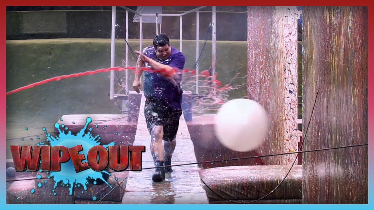 The First Round Tests Everyone | Wipeout