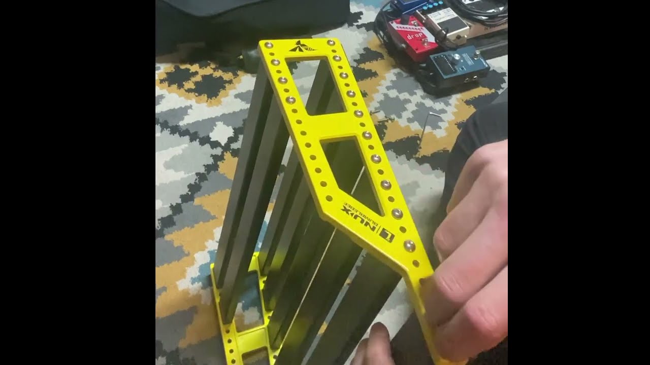 My Nux Bumblebee pedalboard build Part 1