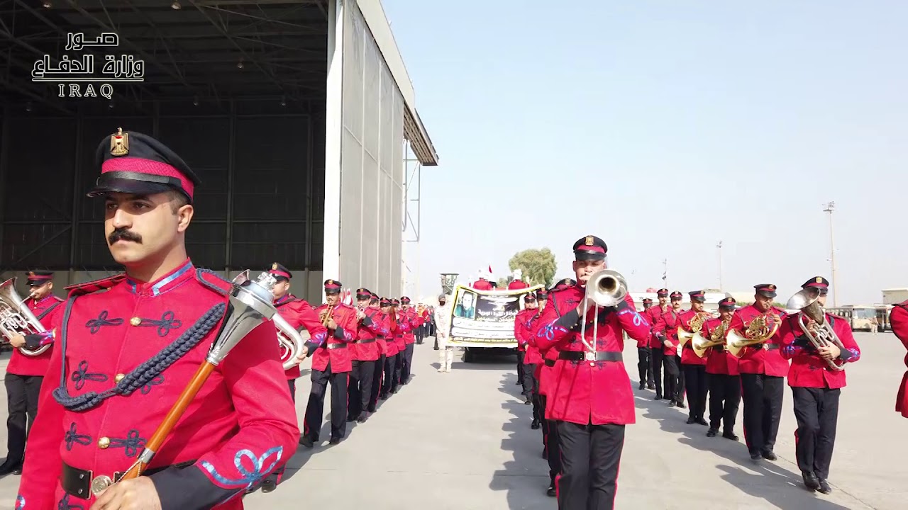 القوة الجوية العراقية تشييع شهيديها الطيارين