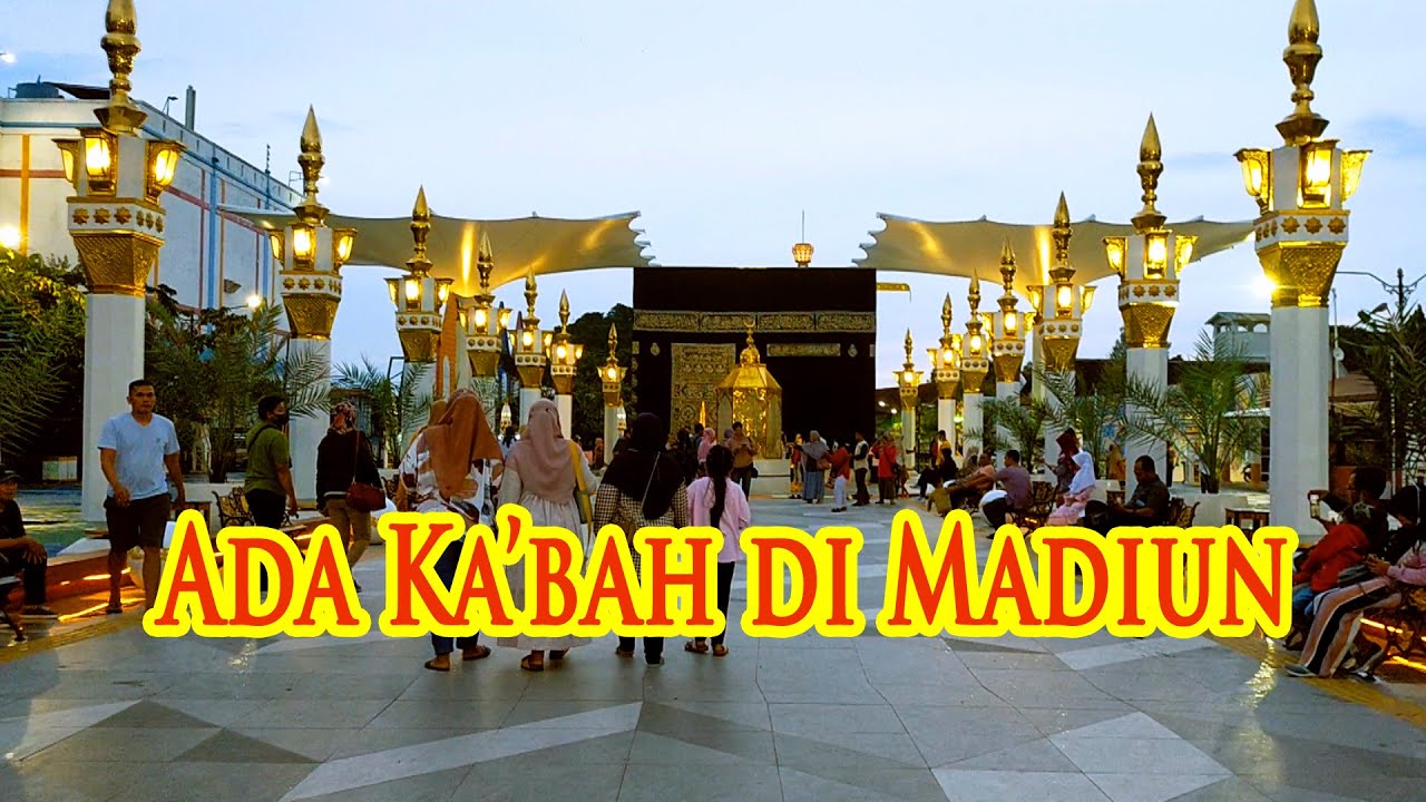 Replika Ka'bah di Madiun
