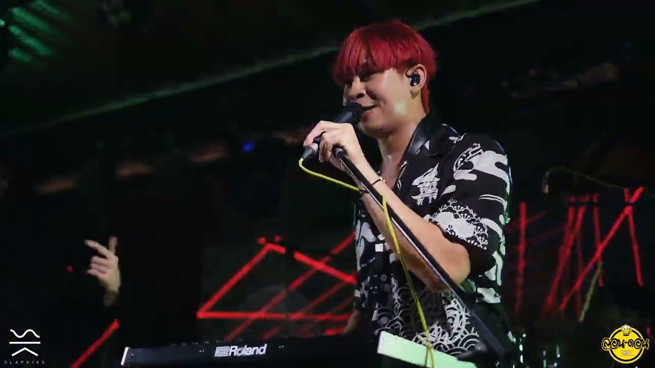 SLAPKISS - หวานเย็น + กระเป๋าแบนแฟนยิ้ม Cover [Live at London2020]