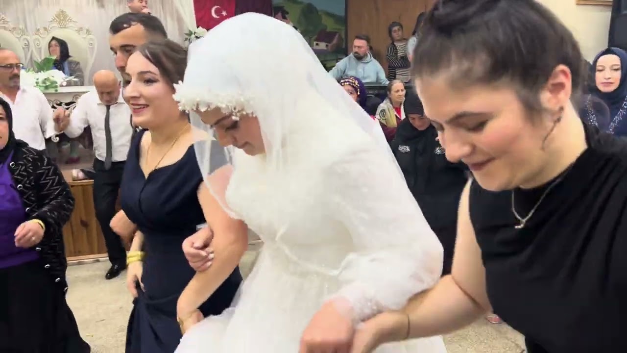 Nizam Bektaş & Çesi Horon, İkbal & Özkan Aydın'ın Düğünü, 1. Bölüm, İskenderli/Tonya/Trabzon