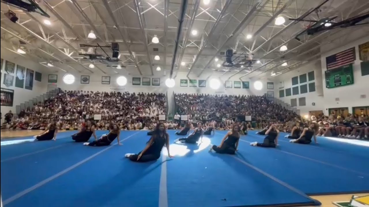 Crazy in Love - Hoco Peprally (JHS DANCE TEAM)