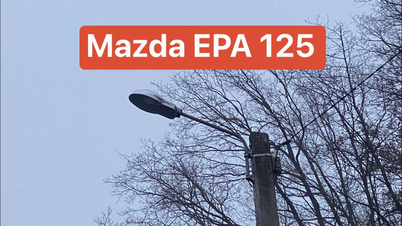 Sauvetage d'une Mazda EPA 125 de 1972 : Démontage et réparation sur l'établi