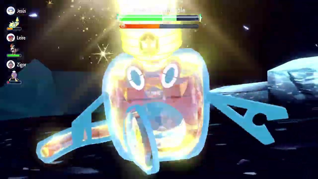 Rotom (Lavadora) vs. Blaziken Imbatible Volador